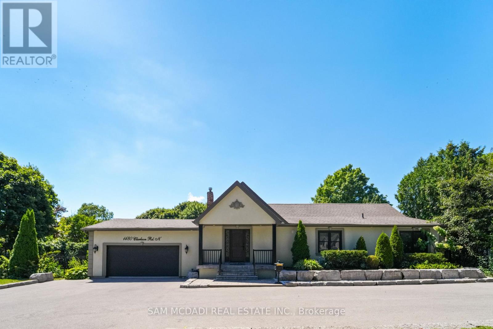 Photo 9 of 1480 Clarkson Road N, Mississauga ON
