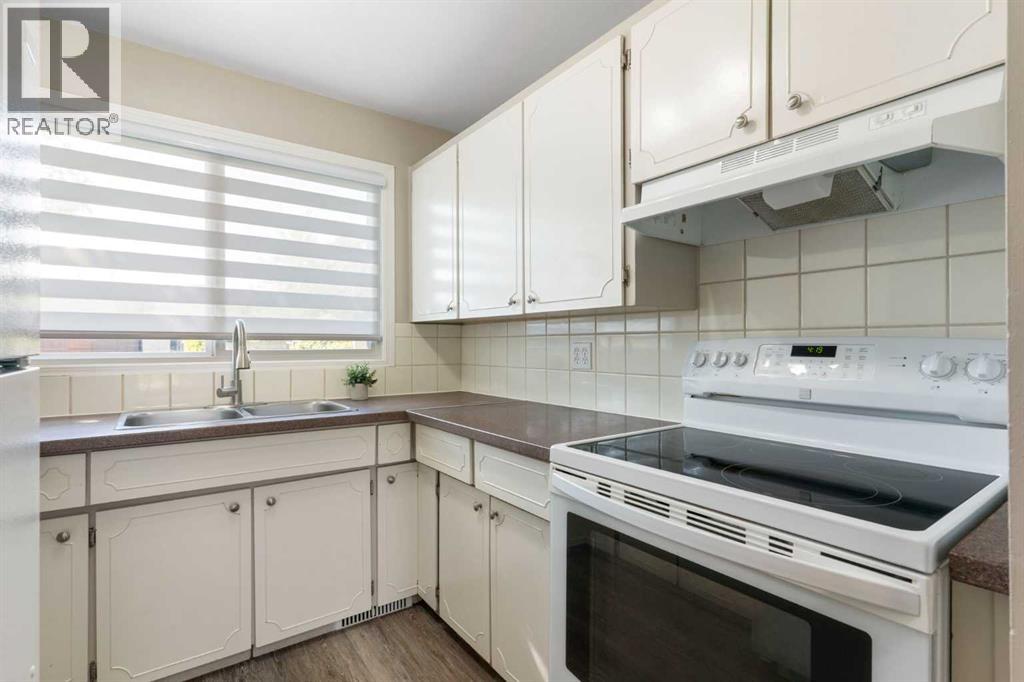 Single Family House for Sale in   Braniff Road SW Braeside Calgary 