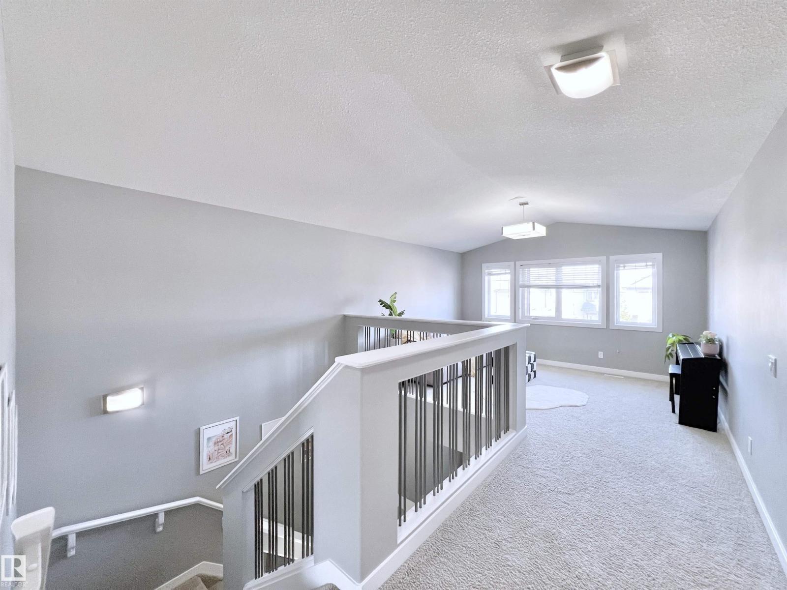 Photo 25 of 20629 97 A Av Nw, Edmonton AB