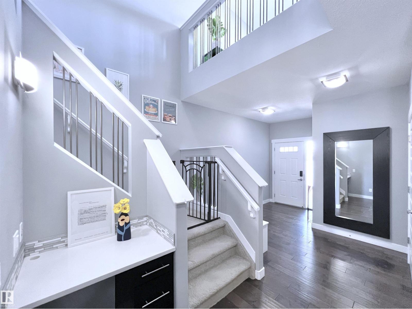 Photo 5 of 20629 97 A Av Nw, Edmonton AB