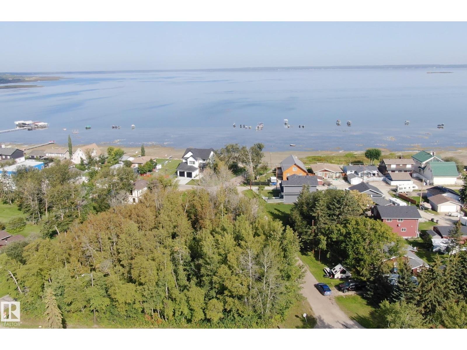 Photo 2 of 5912 49 Av, Rural Lac Ste Anne County AB