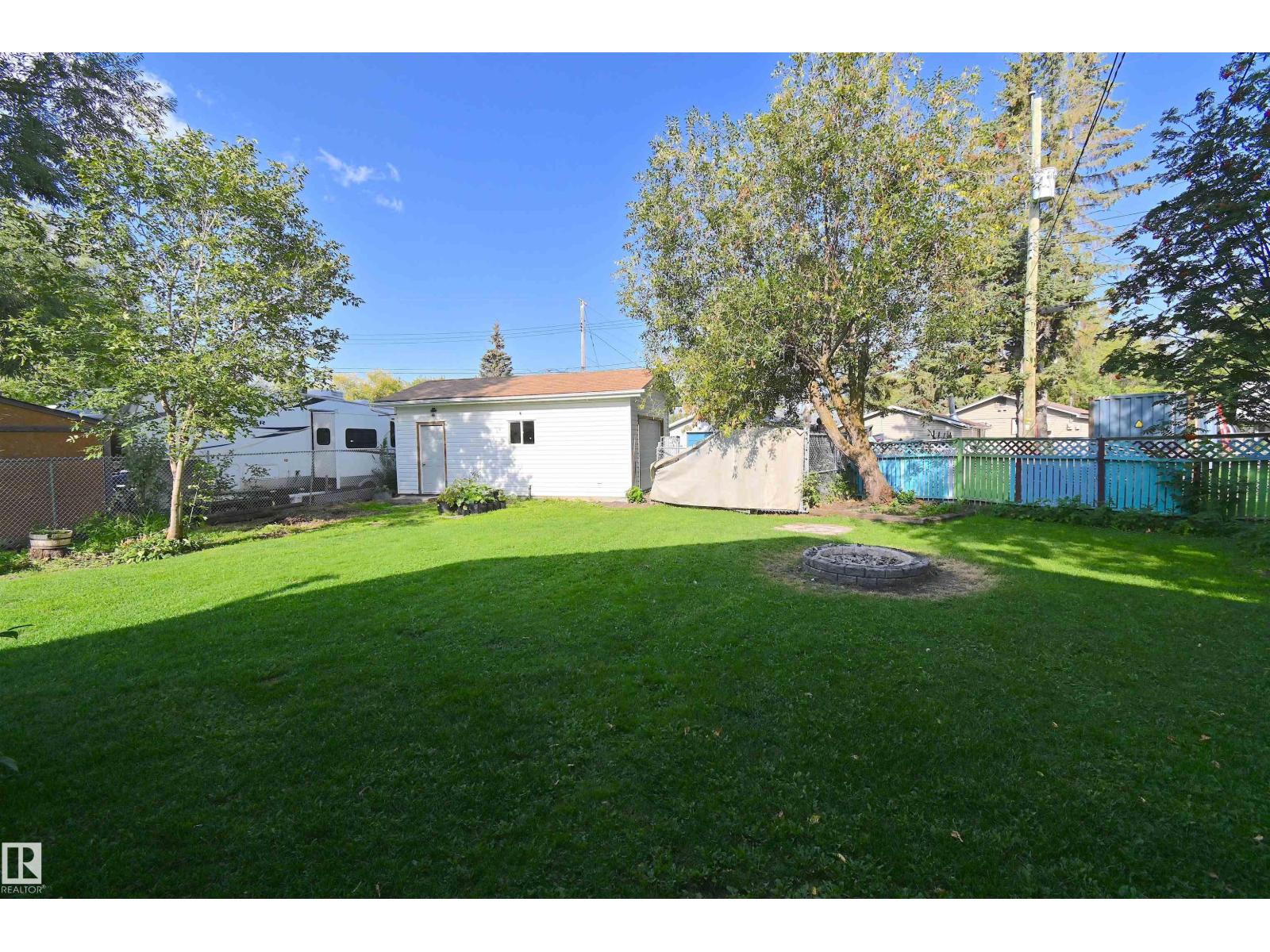 Photo 22 of 5912 49 Av, Rural Lac Ste Anne County AB
