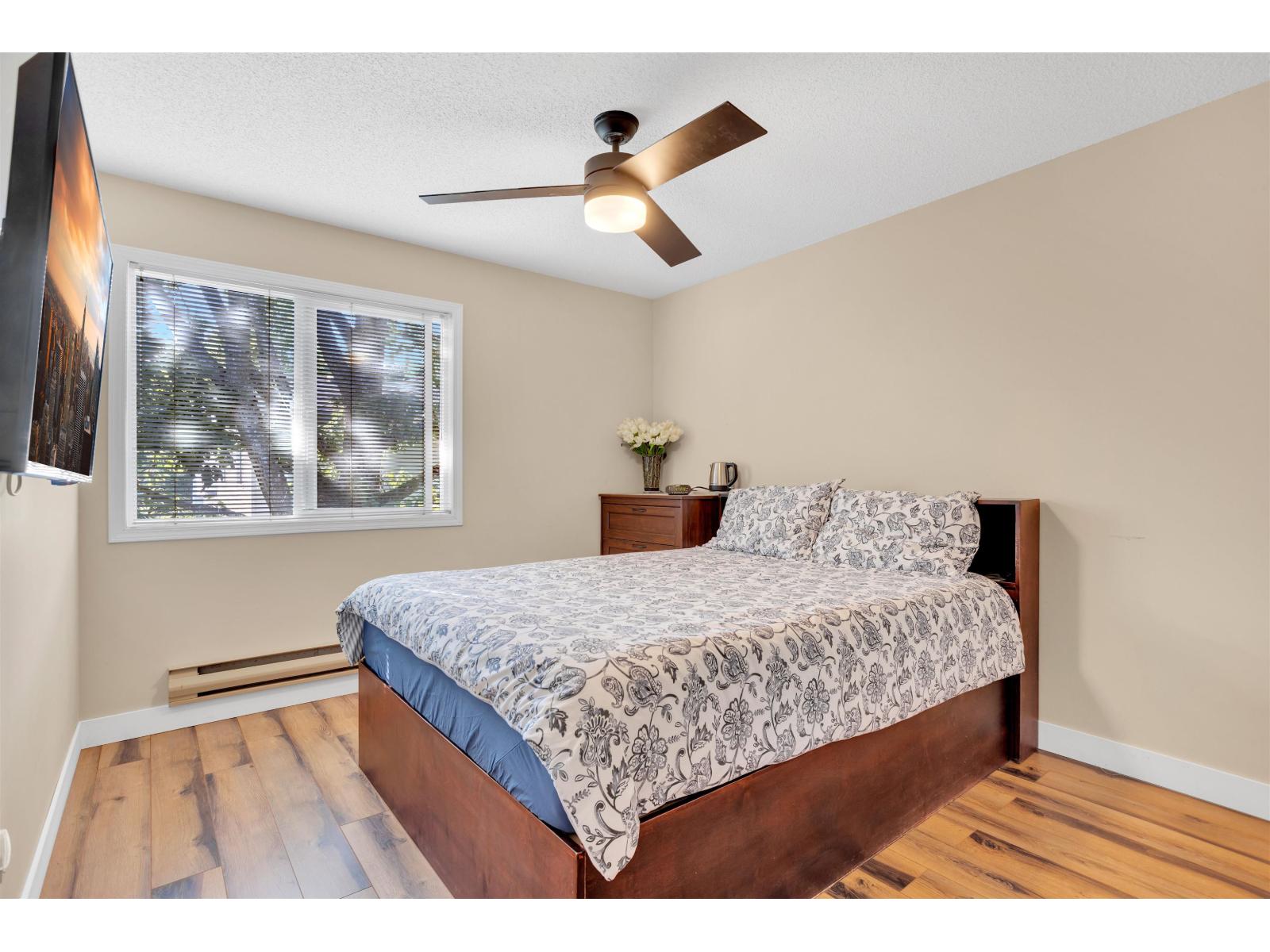 Photo 7 of 6475 121 A Street, Surrey BC