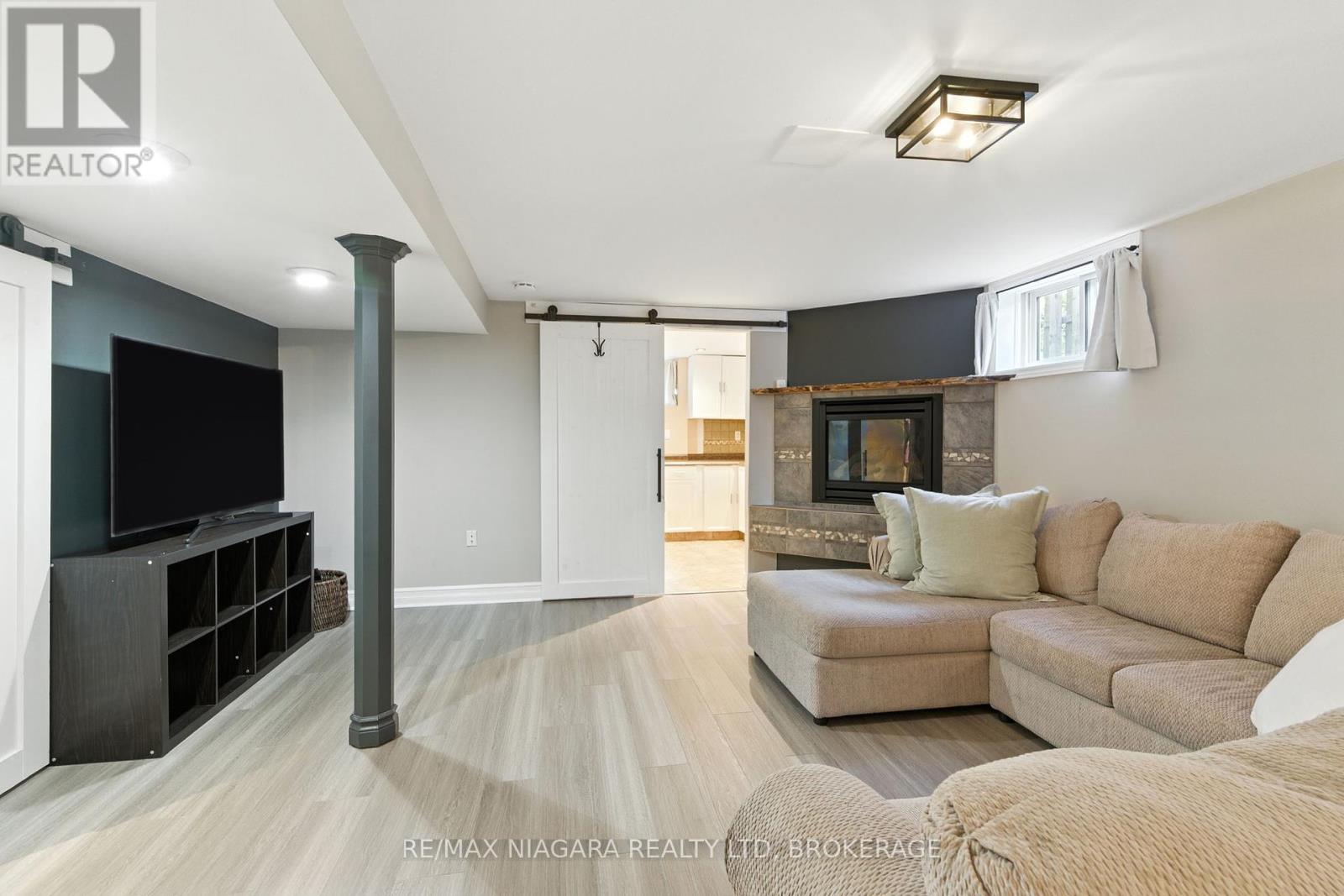 Photo 17 of 6775 Joyce Avenue, Niagara Falls ON