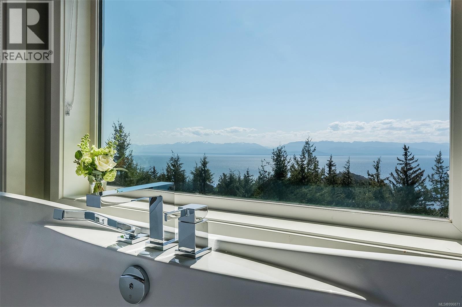 Photo 33 of 7470 Thornton Hts, Sooke BC