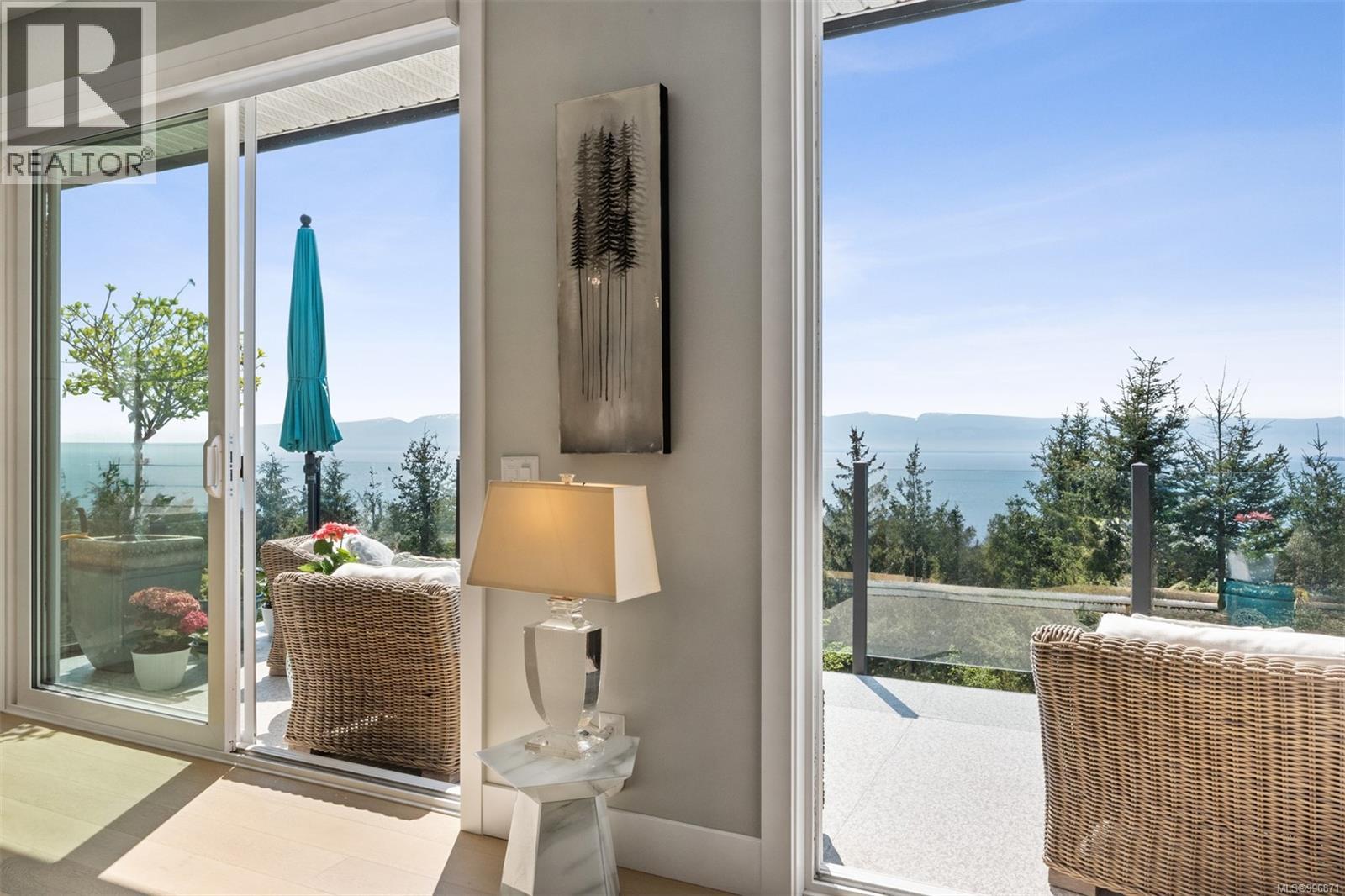 Photo 10 of 7470 Thornton Hts, Sooke BC