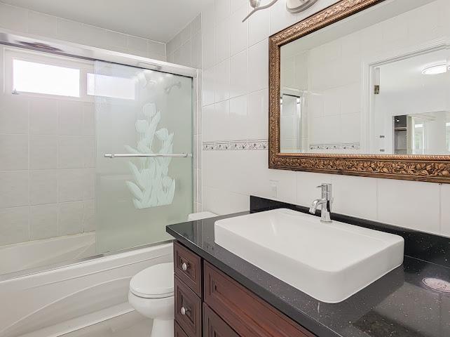 Photo 2 of 2883 264 A Street, Langley BC
