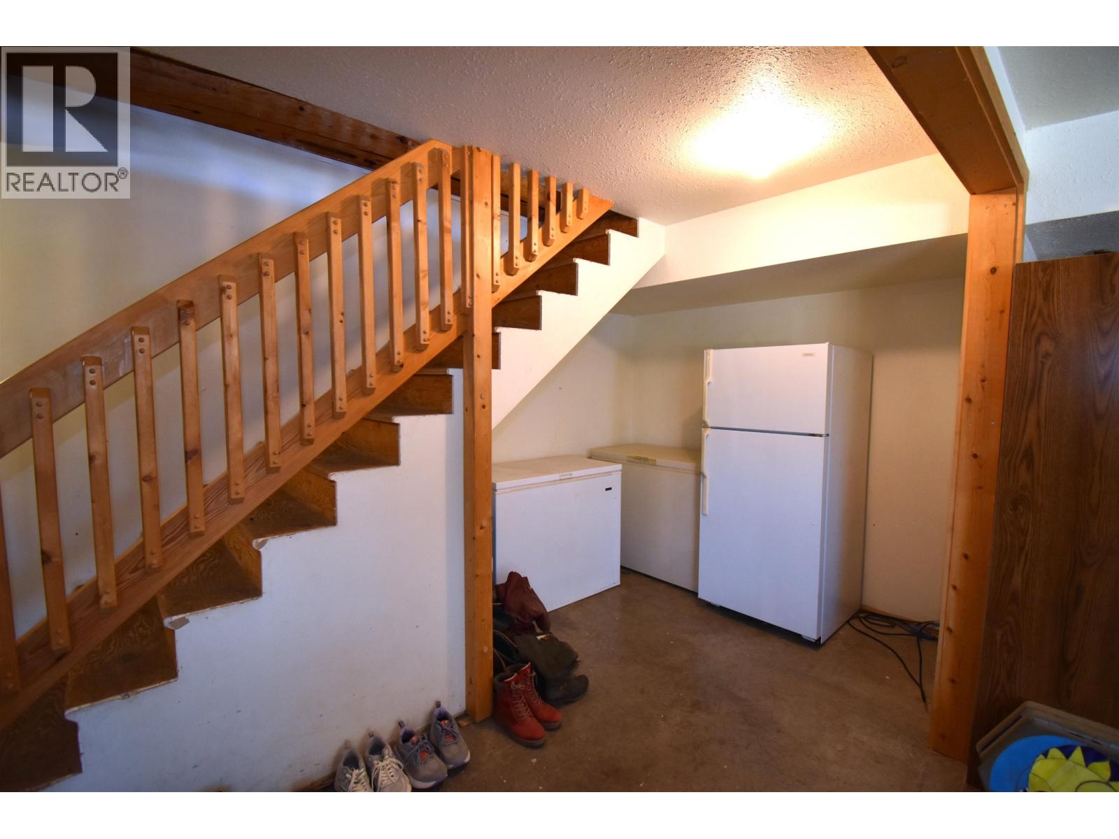 1310 WILLOW STREET, Telkwa