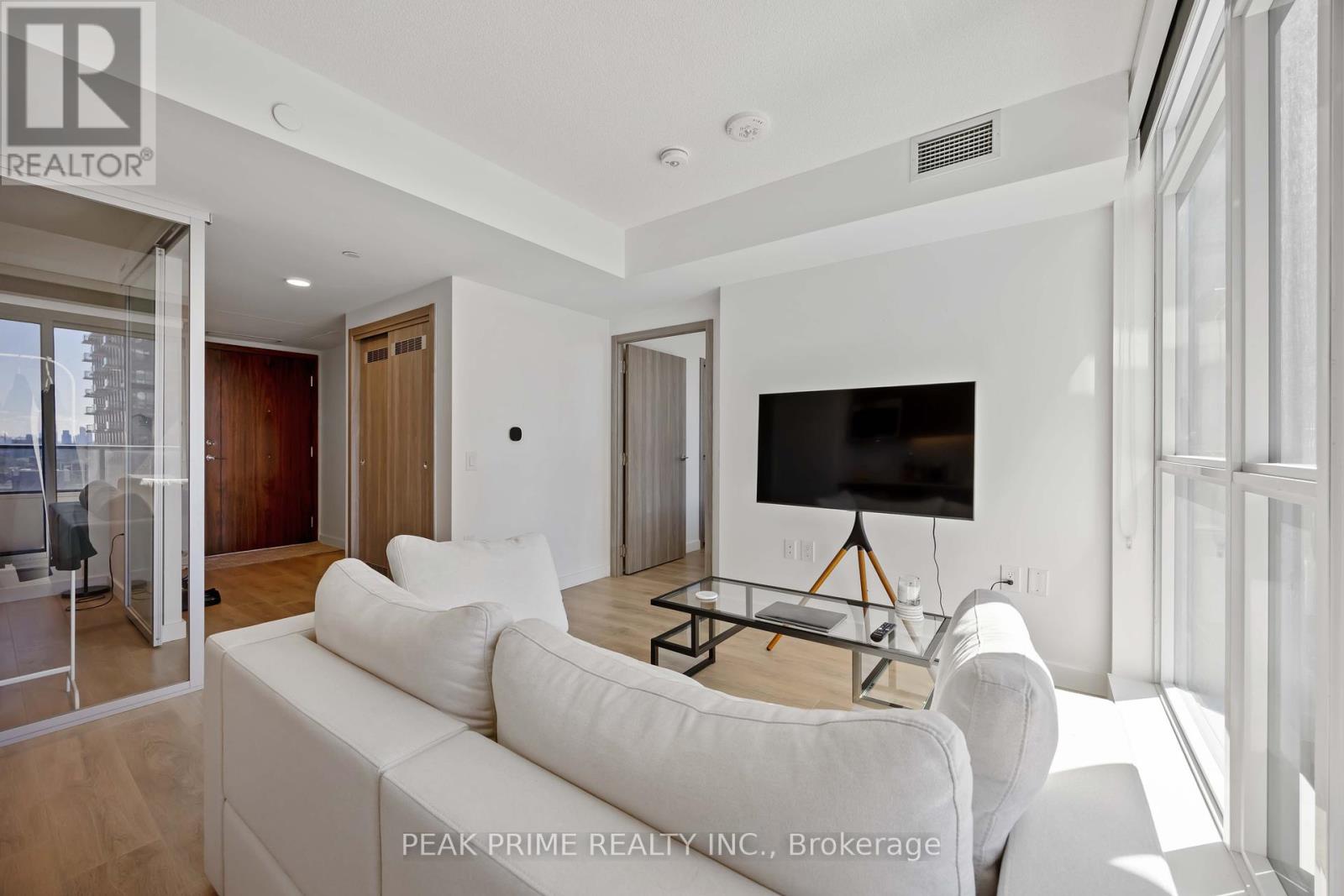 Photo 17 of 2610 38 Widmer Street, Toronto ON