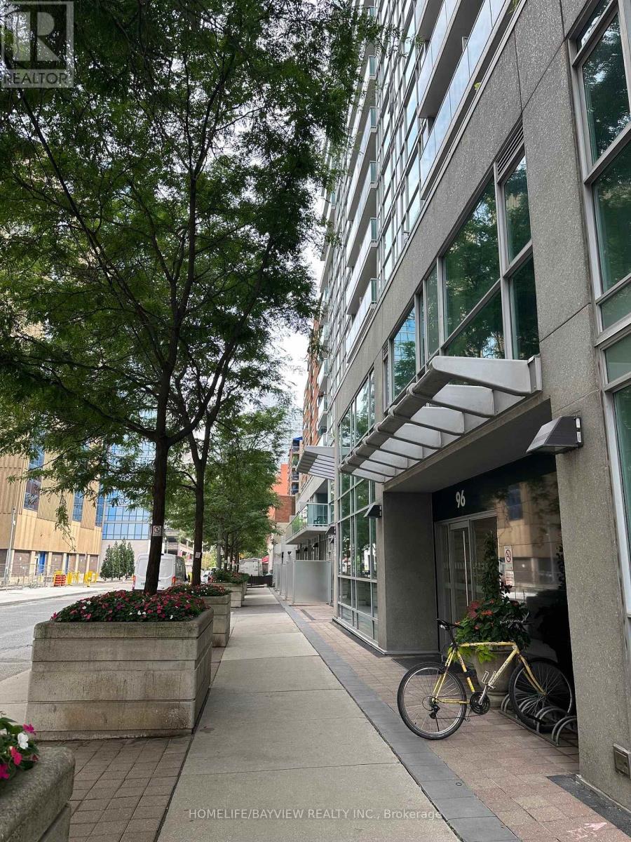 Photo 2 of Ph 06 96 St Patrick Street, Toronto ON
