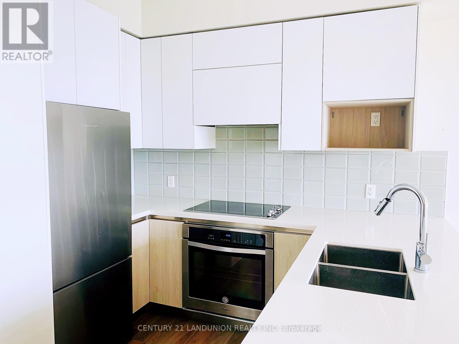 Photo 9 of 1705 15 Water Walk Drive, Markham ON