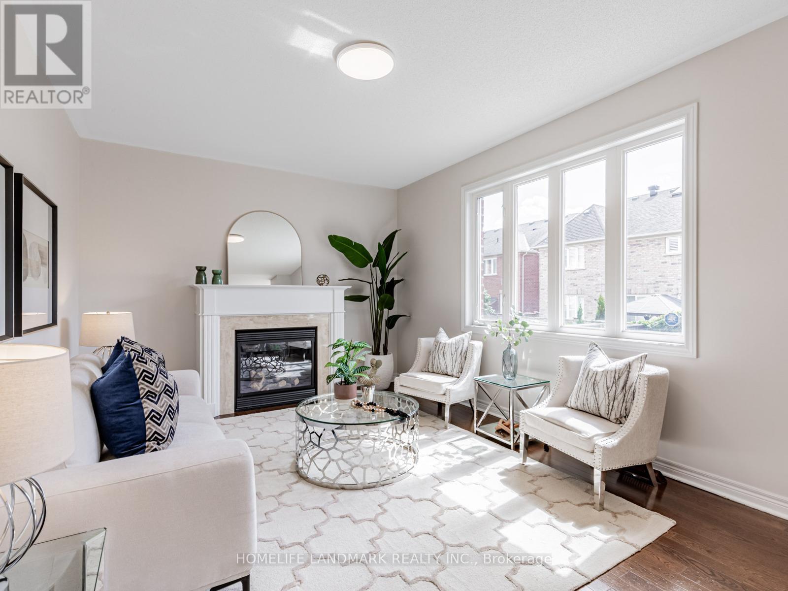 Photo 10 of 3 Wintam Place, Markham ON