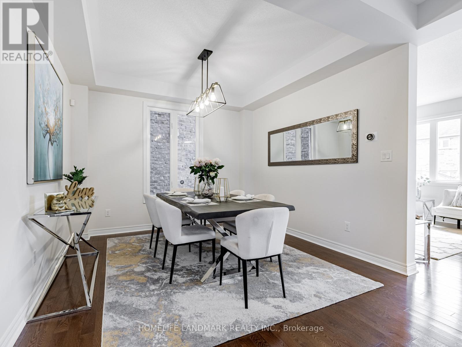 Photo 8 of 3 Wintam Place, Markham ON