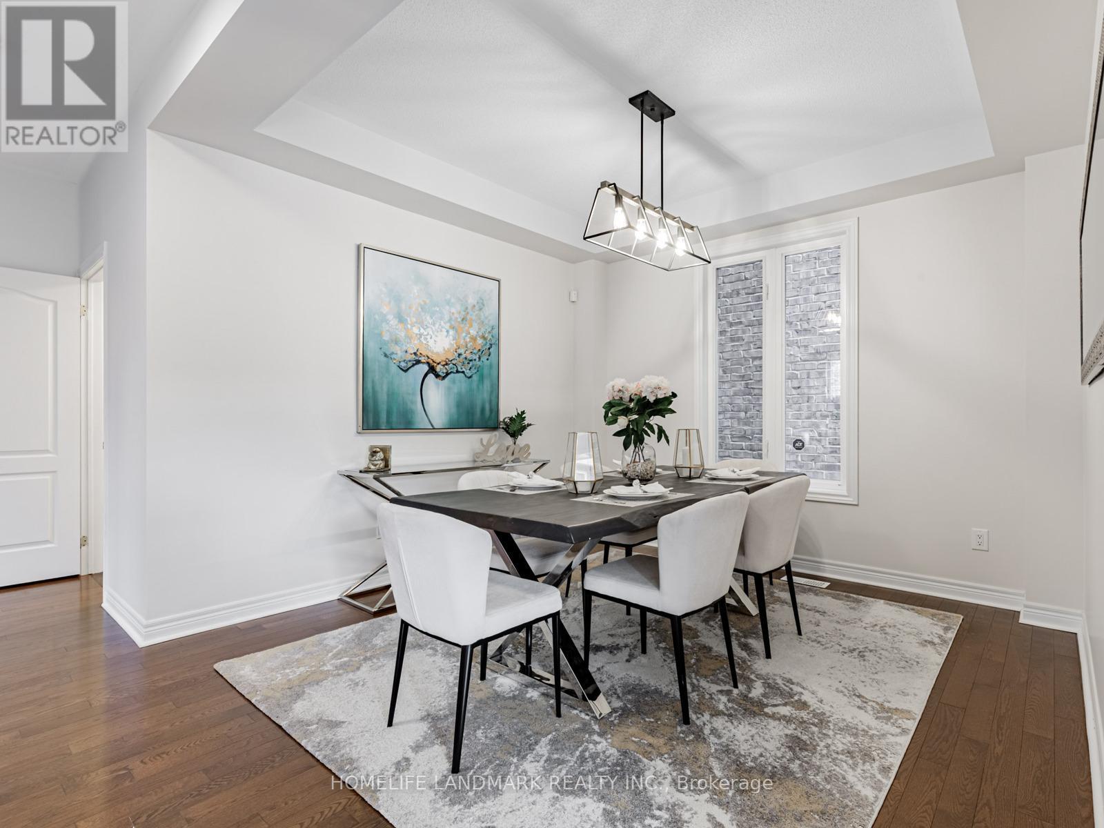 Photo 9 of 3 Wintam Place, Markham ON