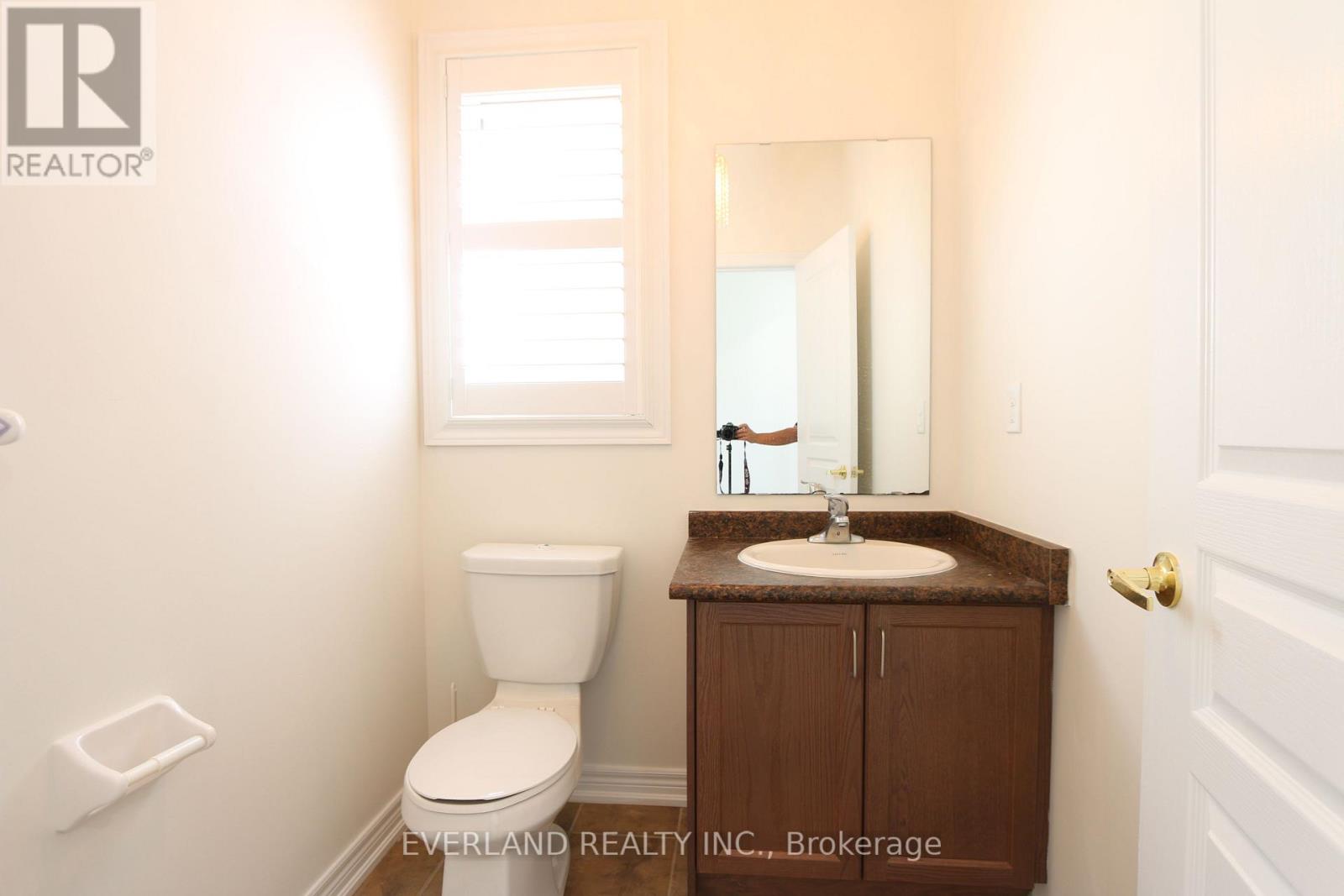 Photo 23 of 51 Lucida Court, Whitchurchstouffville ON
