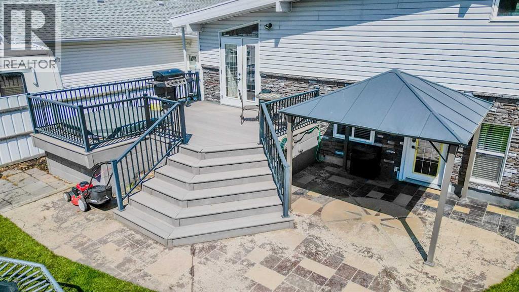 Photo 1 of 3218 Lakeside Road S, Lethbridge AB