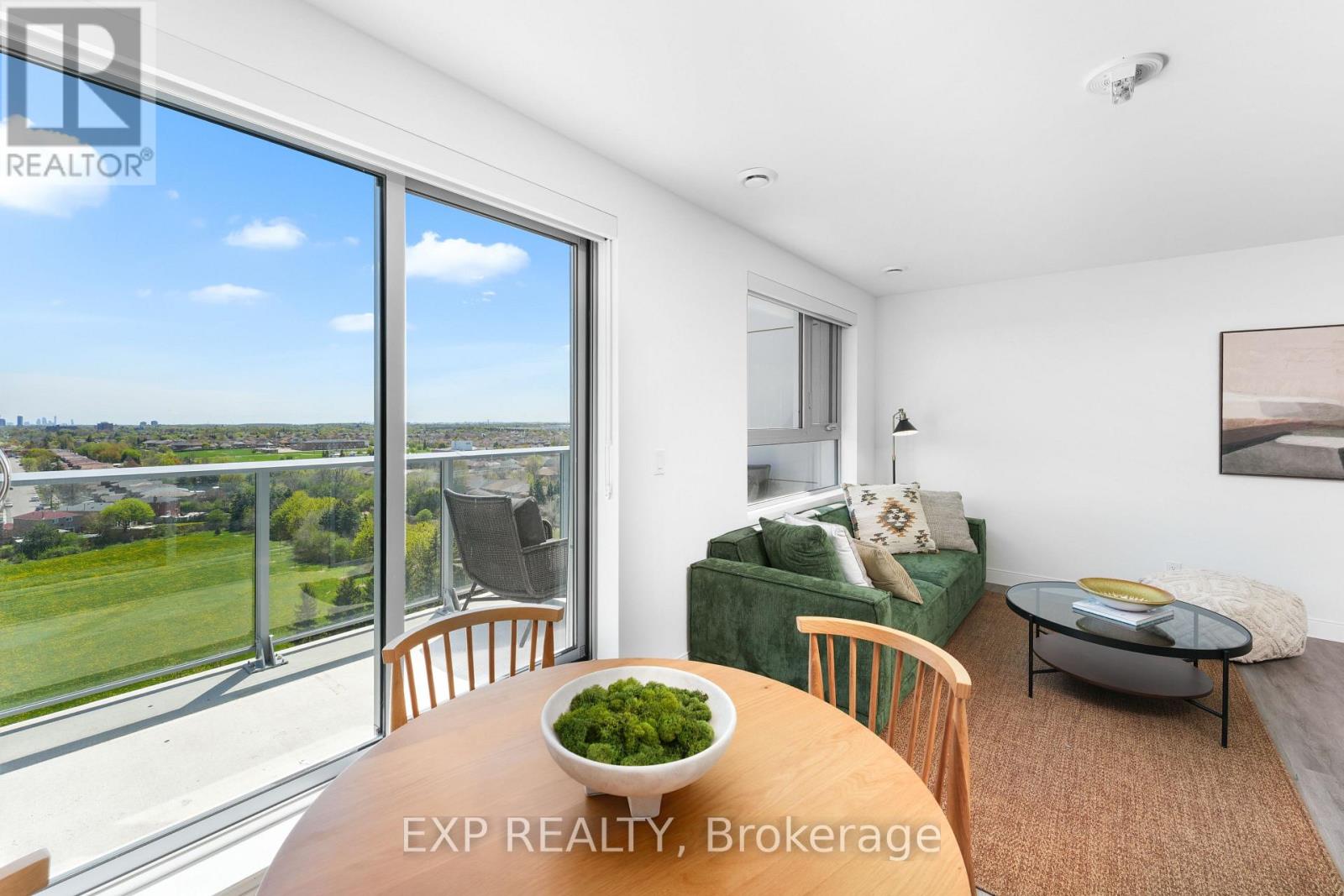 Photo 12 of 404 100 Manett Crescent, Brampton ON