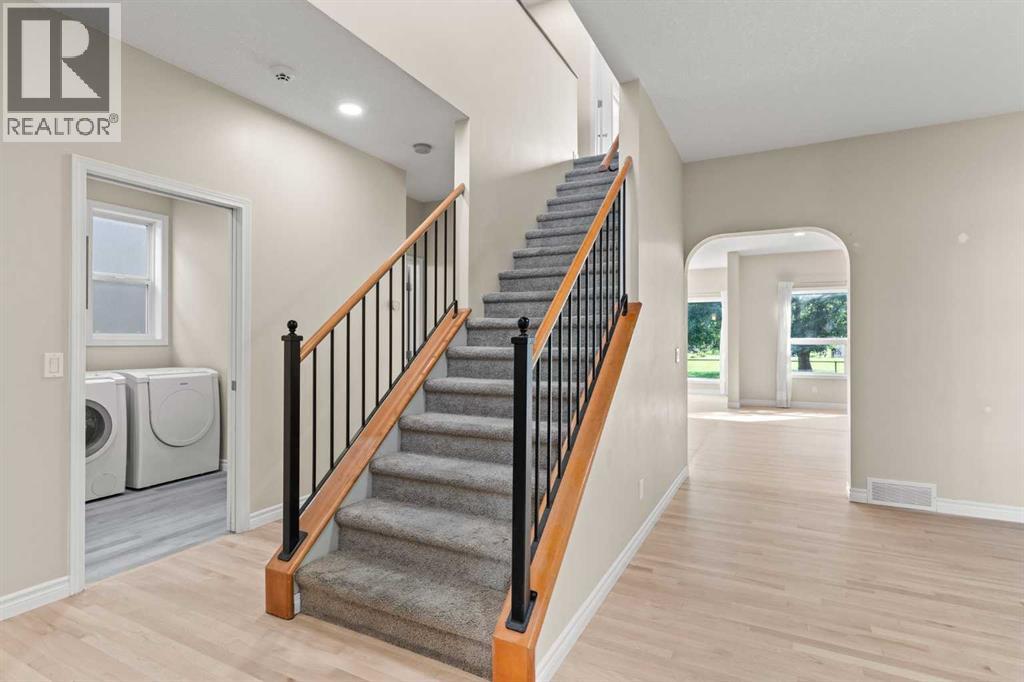 Photo 3 of 16 Shawbrooke Park Sw, Calgary AB