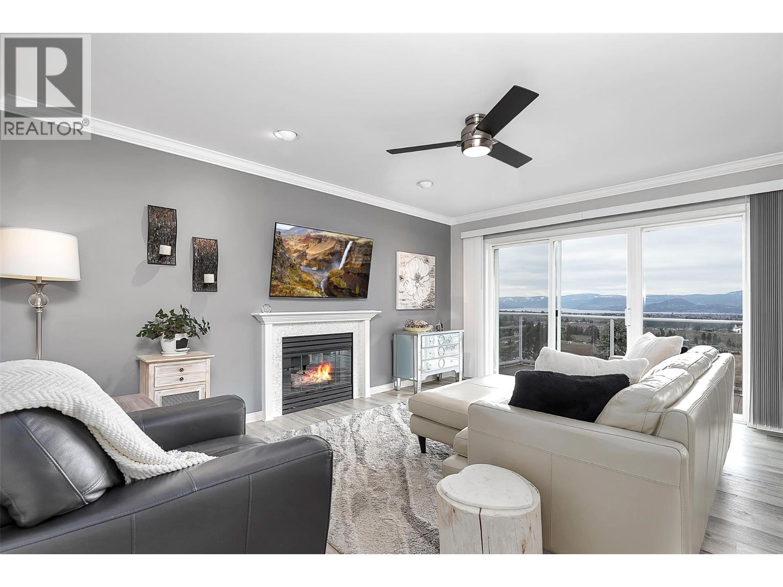 Photo 4 of 880 Ackerman Court, Kelowna BC
