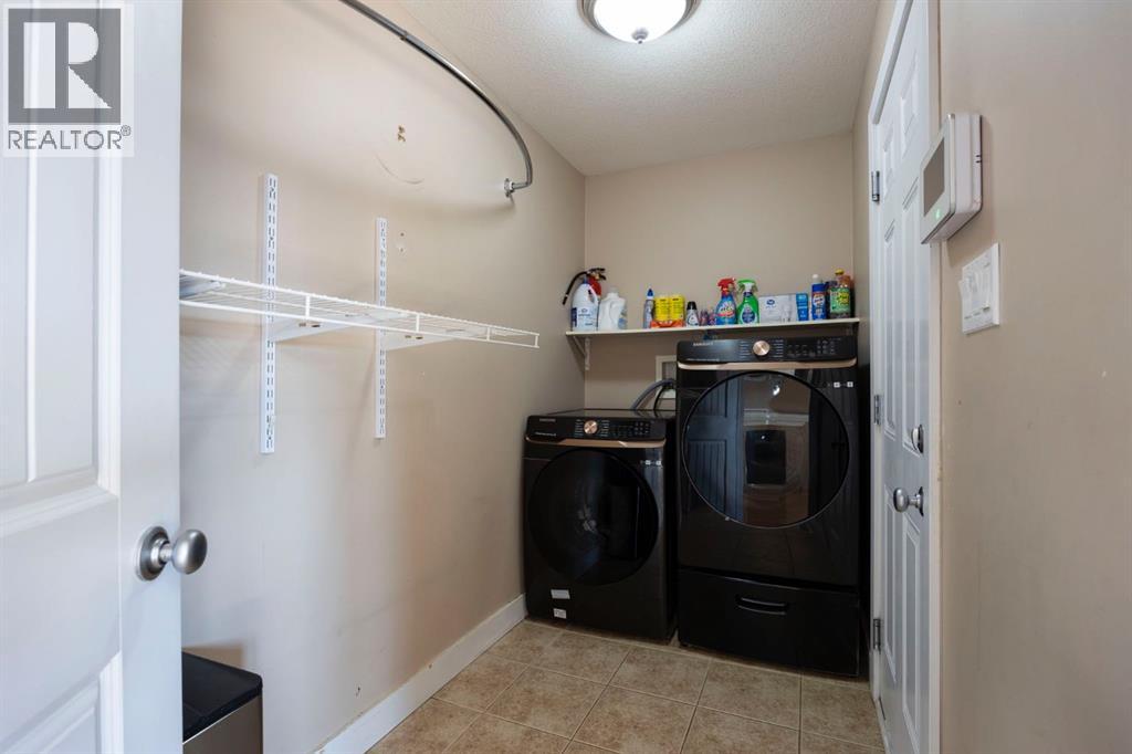 Photo 15 of 135 Peyton Way, Fort Mcmurray AB