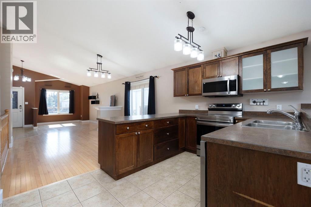 Photo 20 of 135 Peyton Way, Fort Mcmurray AB