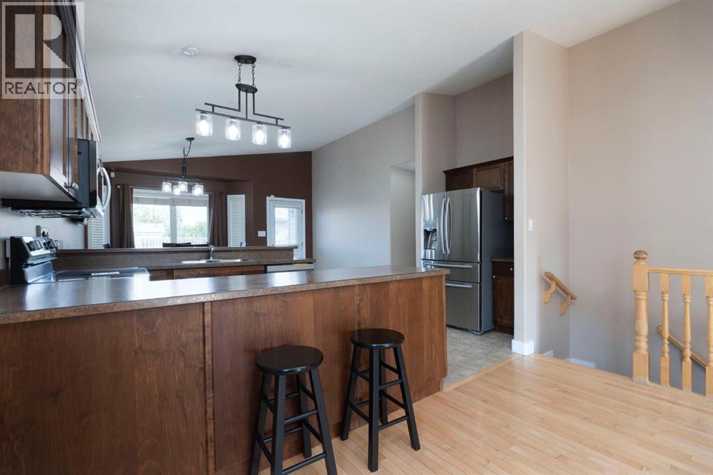 Photo 10 of 135 Peyton Way, Fort Mcmurray AB