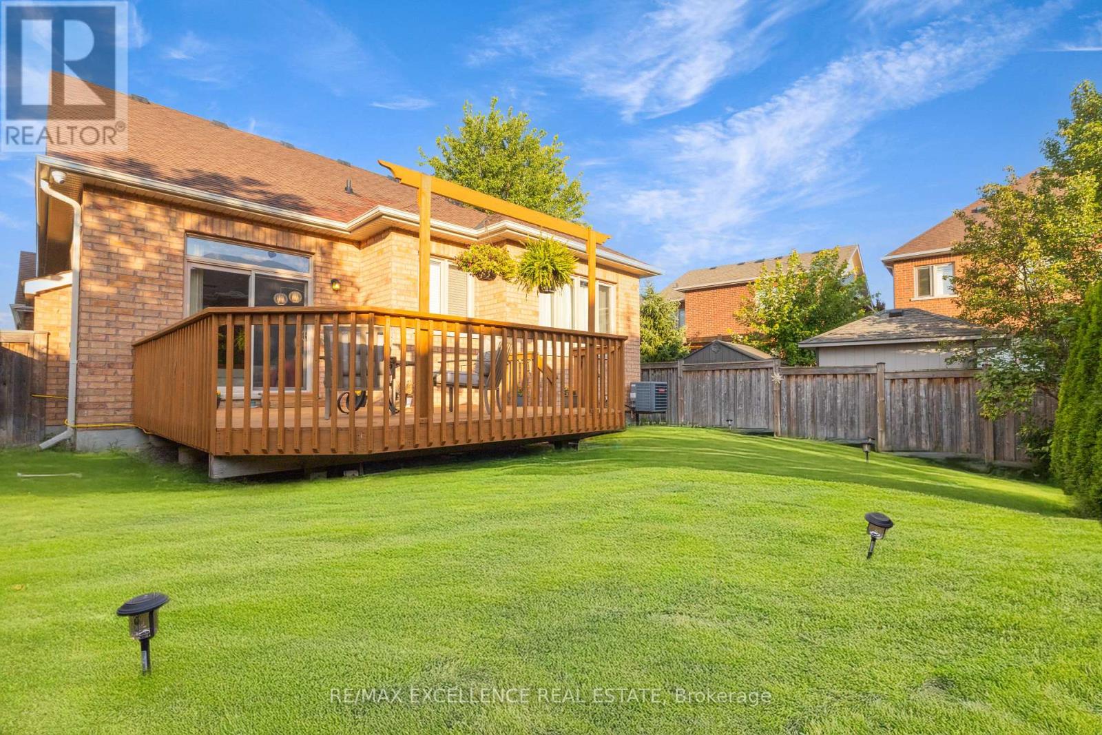 Photo 15 of 52 Atchison Drive, Caledon ON