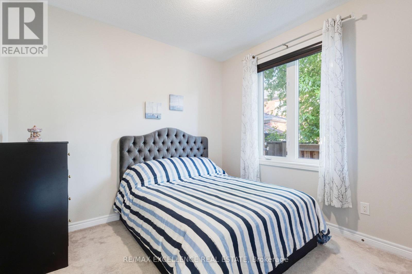 Photo 30 of 52 Atchison Drive, Caledon ON