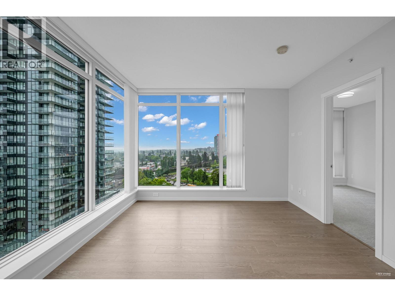 Photo 18 of 1601 6700 Dunblane Avenue, Burnaby BC