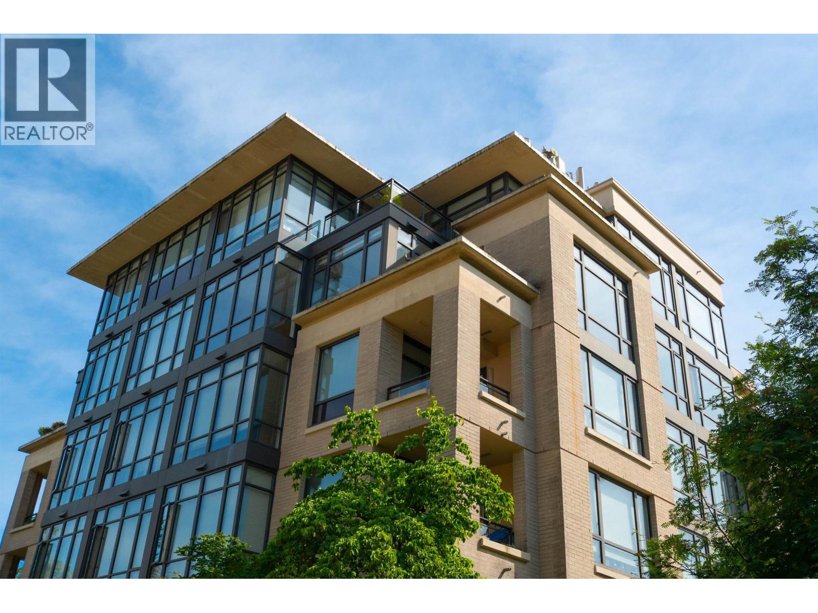 Photo 37 of 501 9370 University Crescent, Burnaby BC