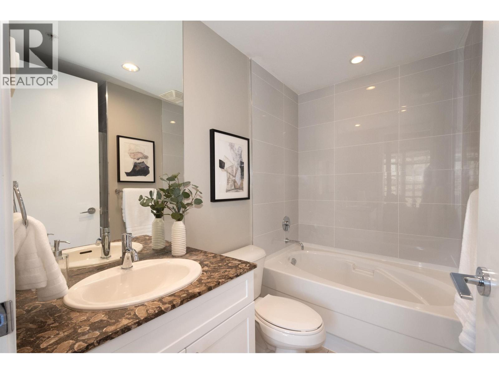 Photo 33 of 501 9370 University Crescent, Burnaby BC