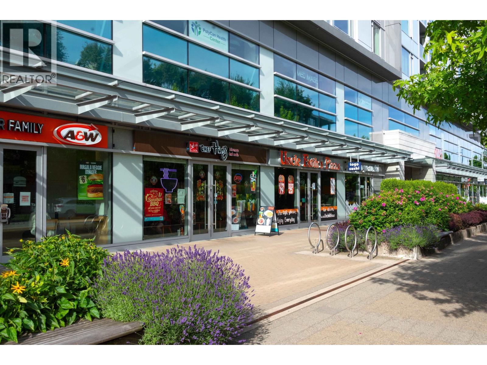 Photo 7 of 501 9370 University Crescent, Burnaby BC