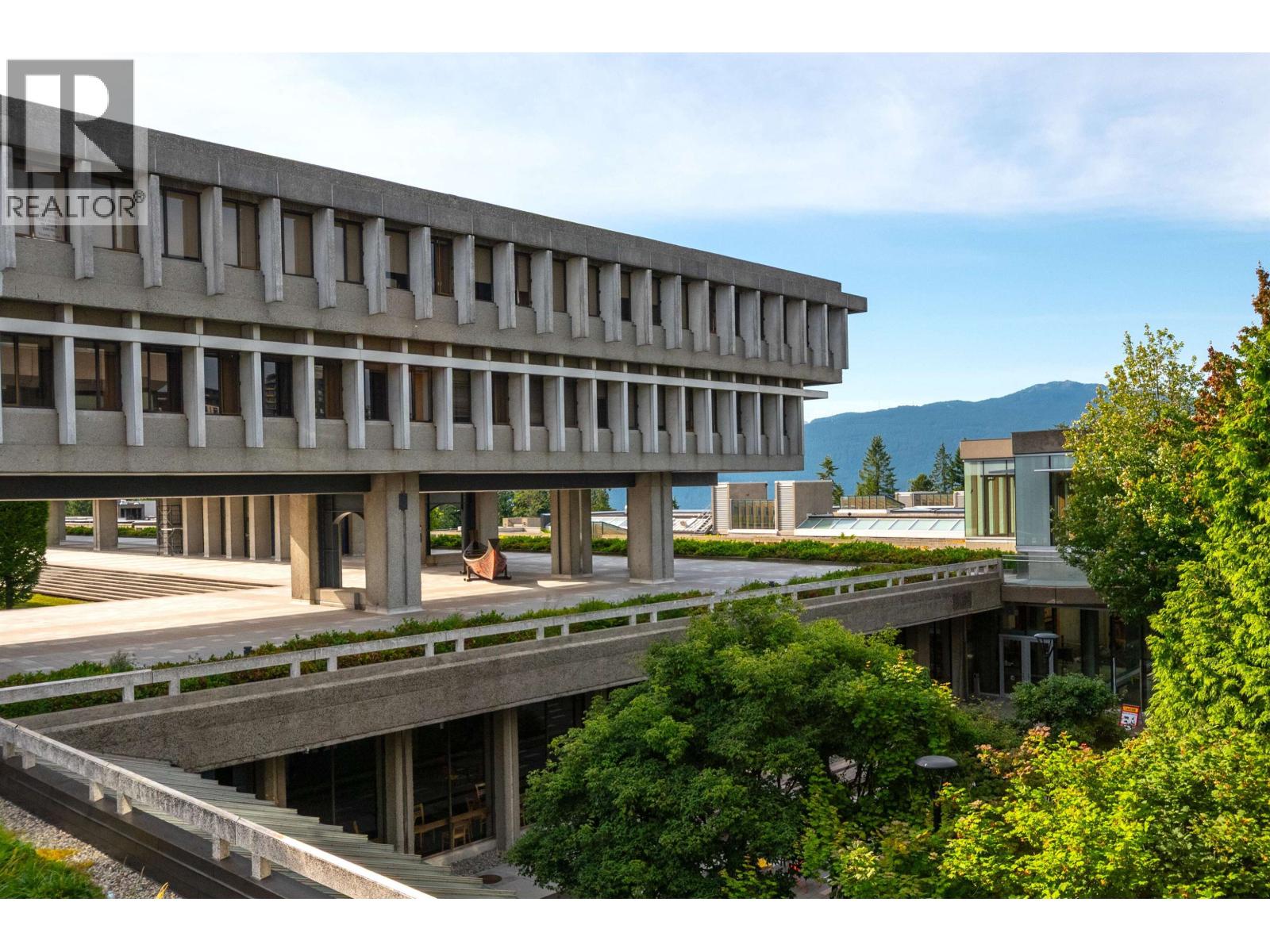 Photo 11 of 501 9370 University Crescent, Burnaby BC