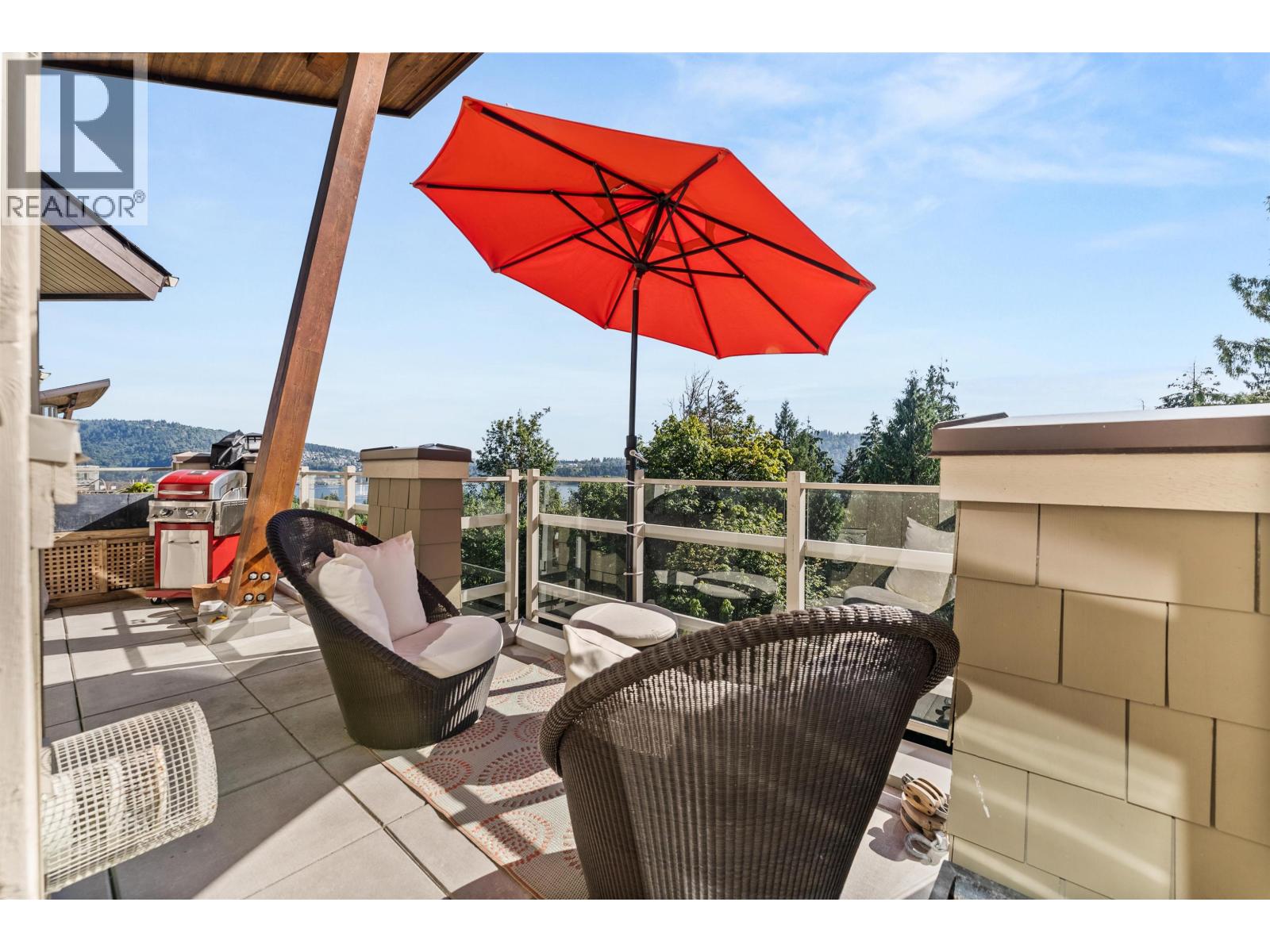 Photo 4 of 501 560 Raven Woods Drive, North Vancouver BC