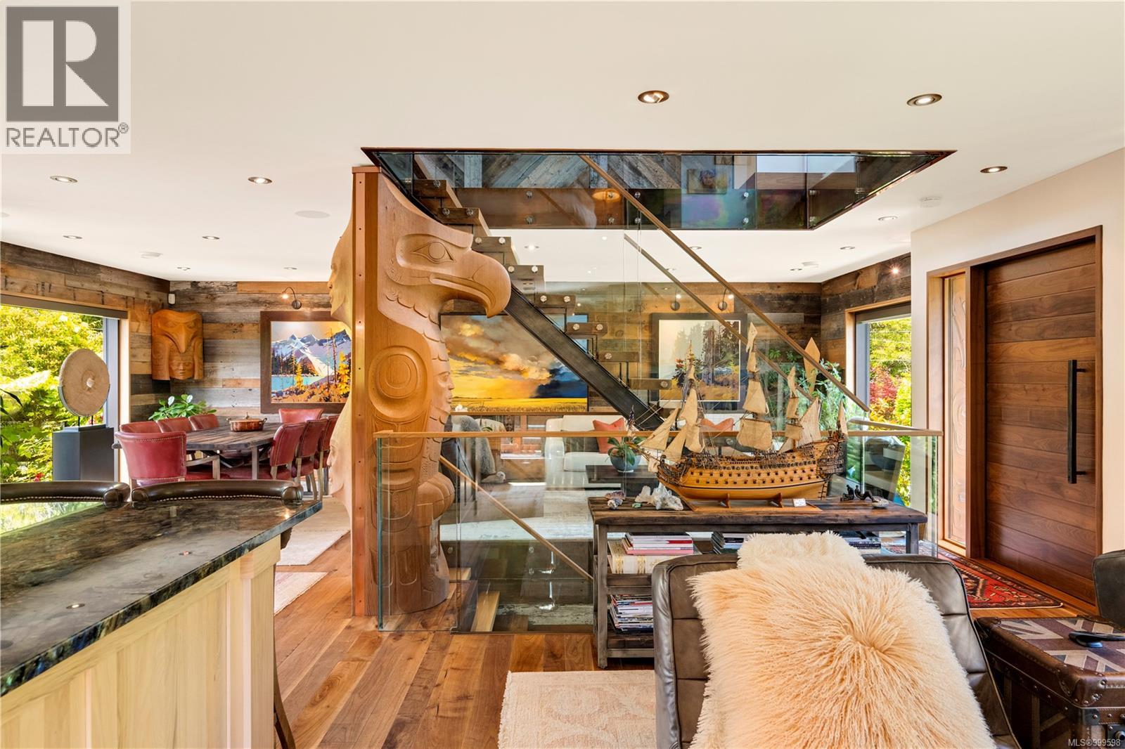 Photo 36 of 626 Monterey Ave, Oak Bay BC