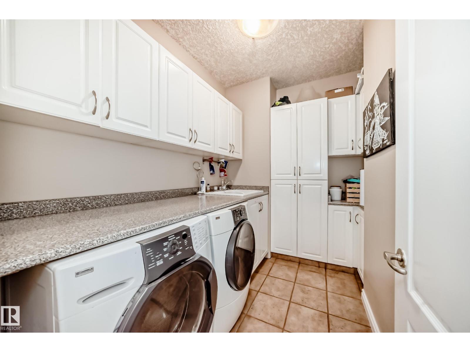 Photo 8 of 1436 Bishop Pt Sw, Edmonton AB