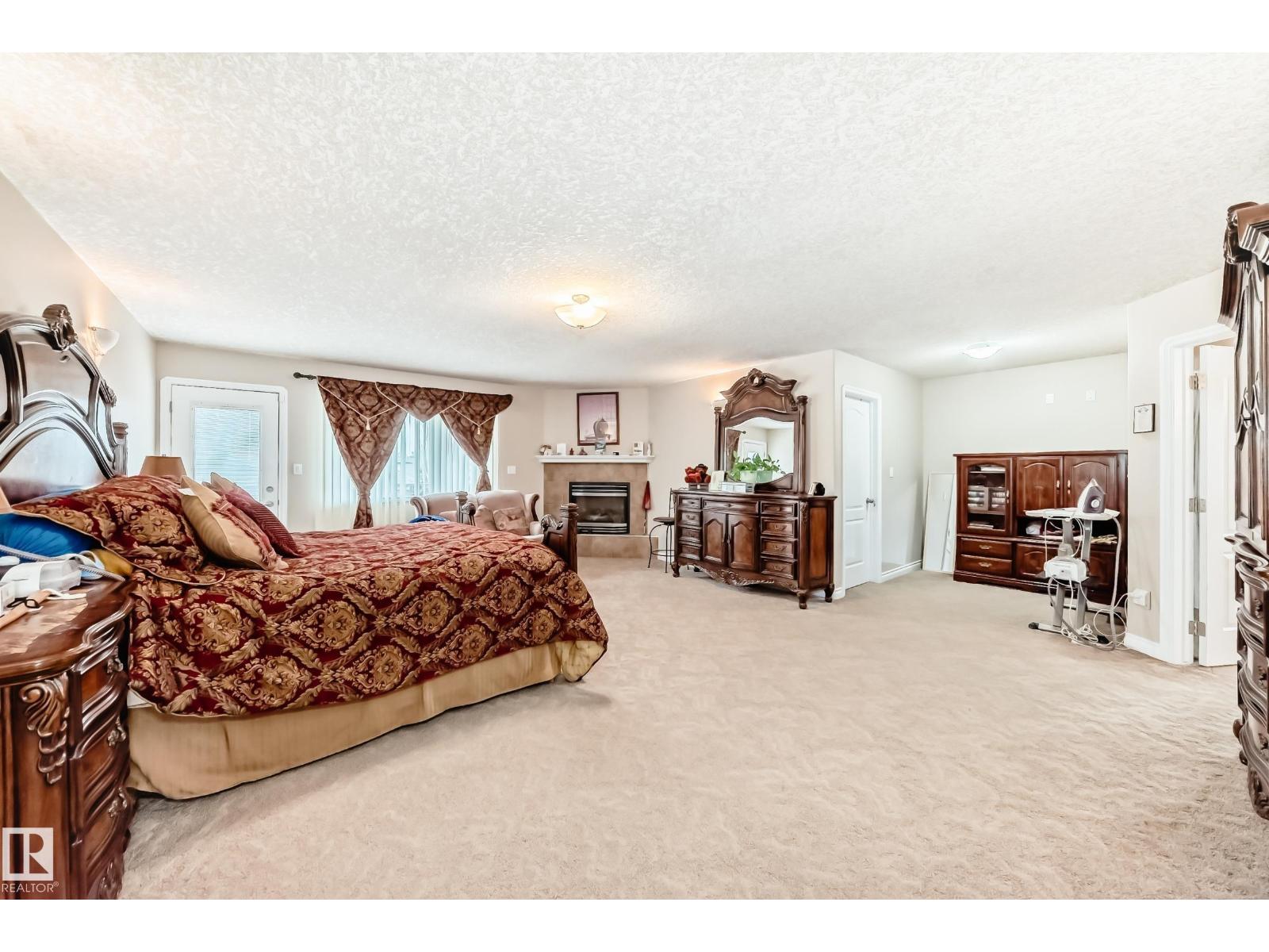 Photo 13 of 1436 Bishop Pt Sw, Edmonton AB