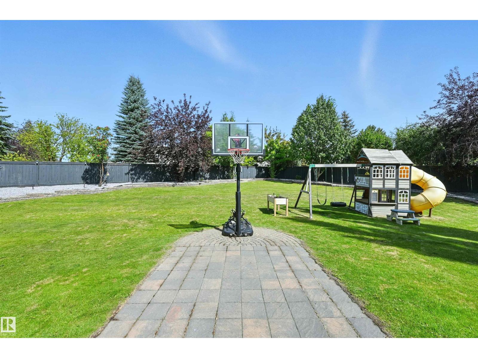 Photo 18 of 2915 Tredger Green Gr Nw, Edmonton AB