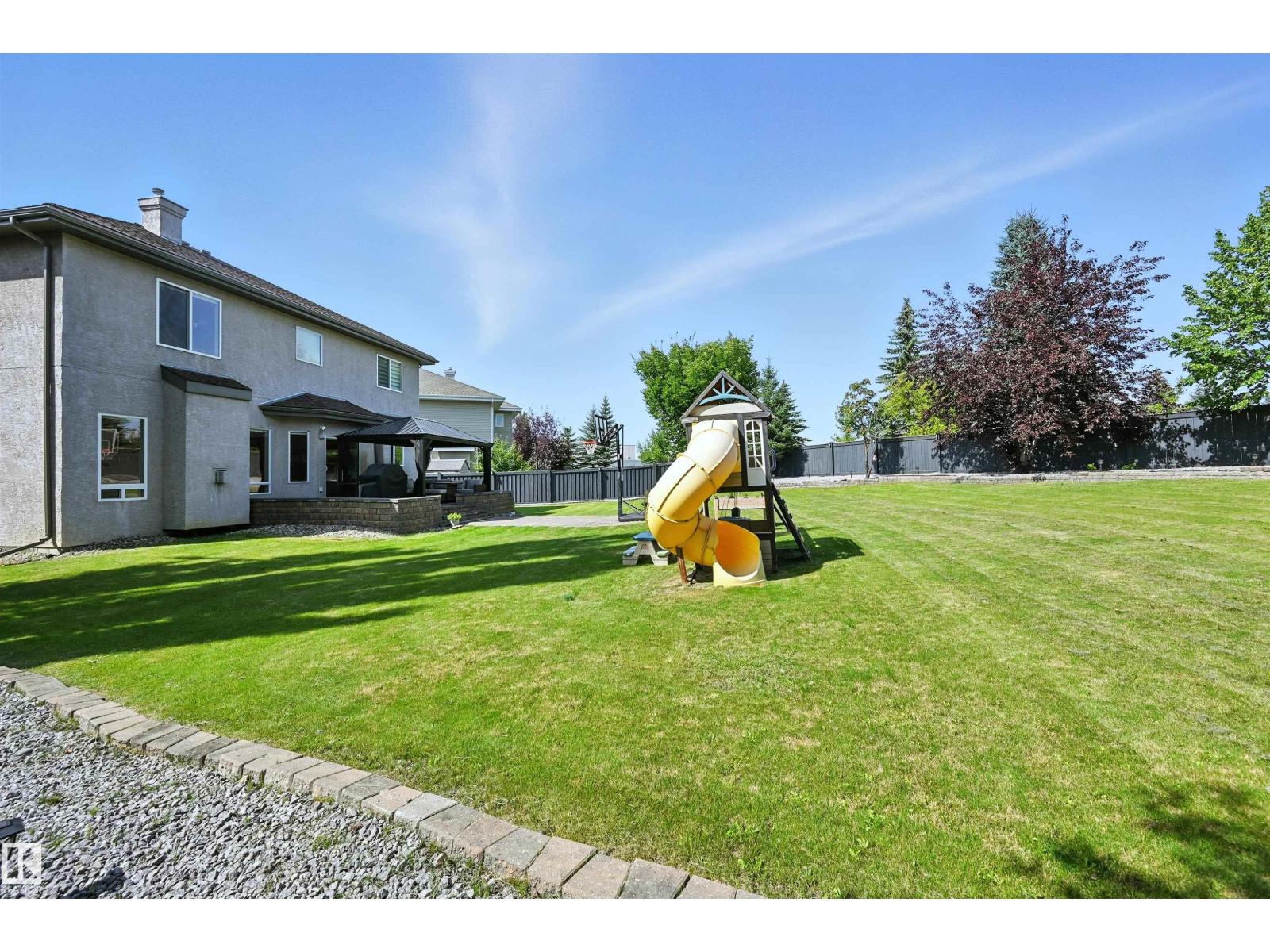 Photo 16 of 2915 Tredger Green Gr Nw, Edmonton AB
