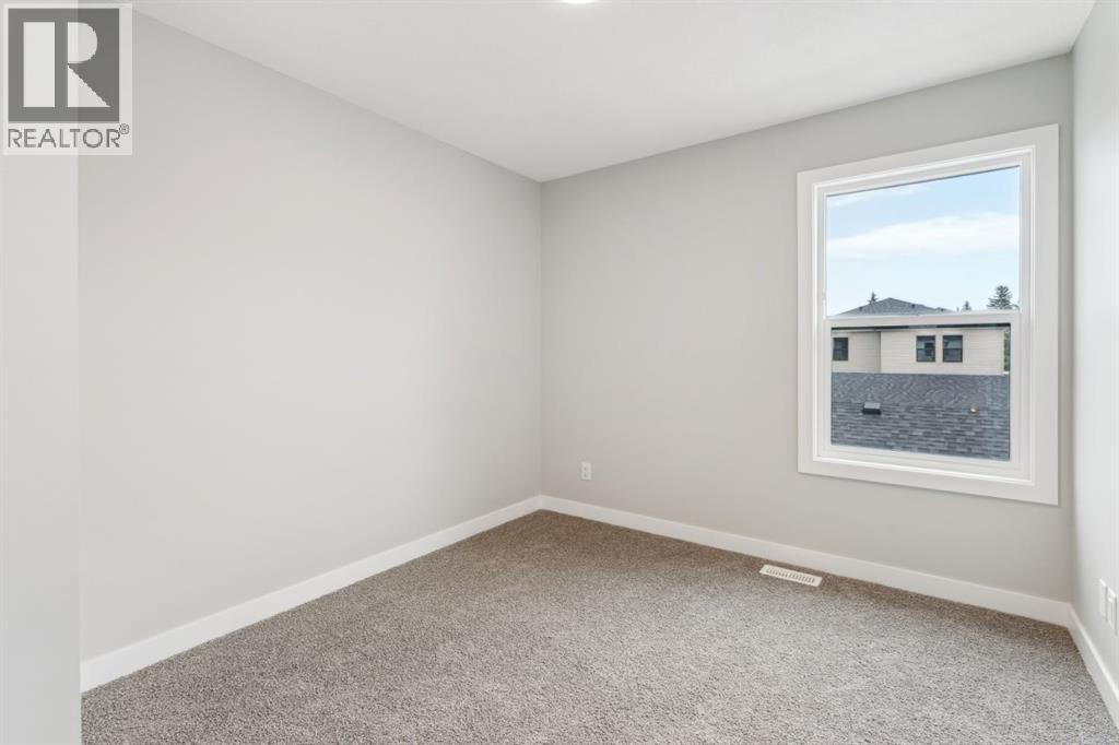 Photo 31 of 16 Alderwood Close Se, Calgary AB