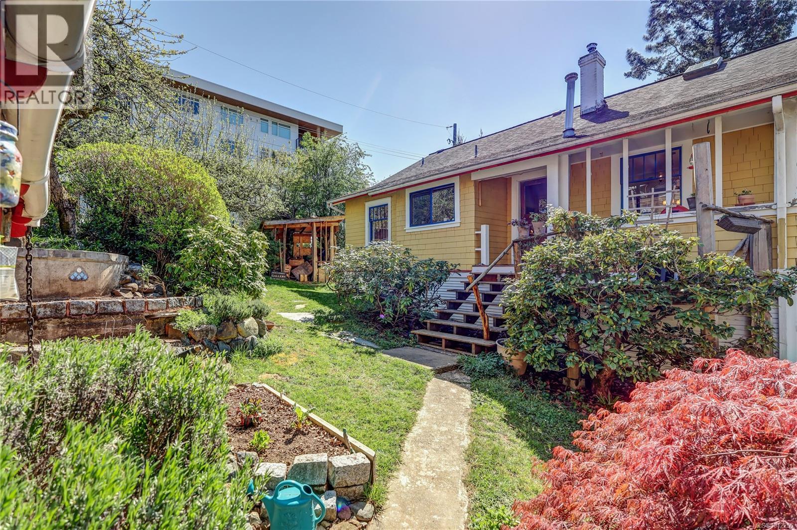 Photo 78 of 660 Third St, Nanaimo BC