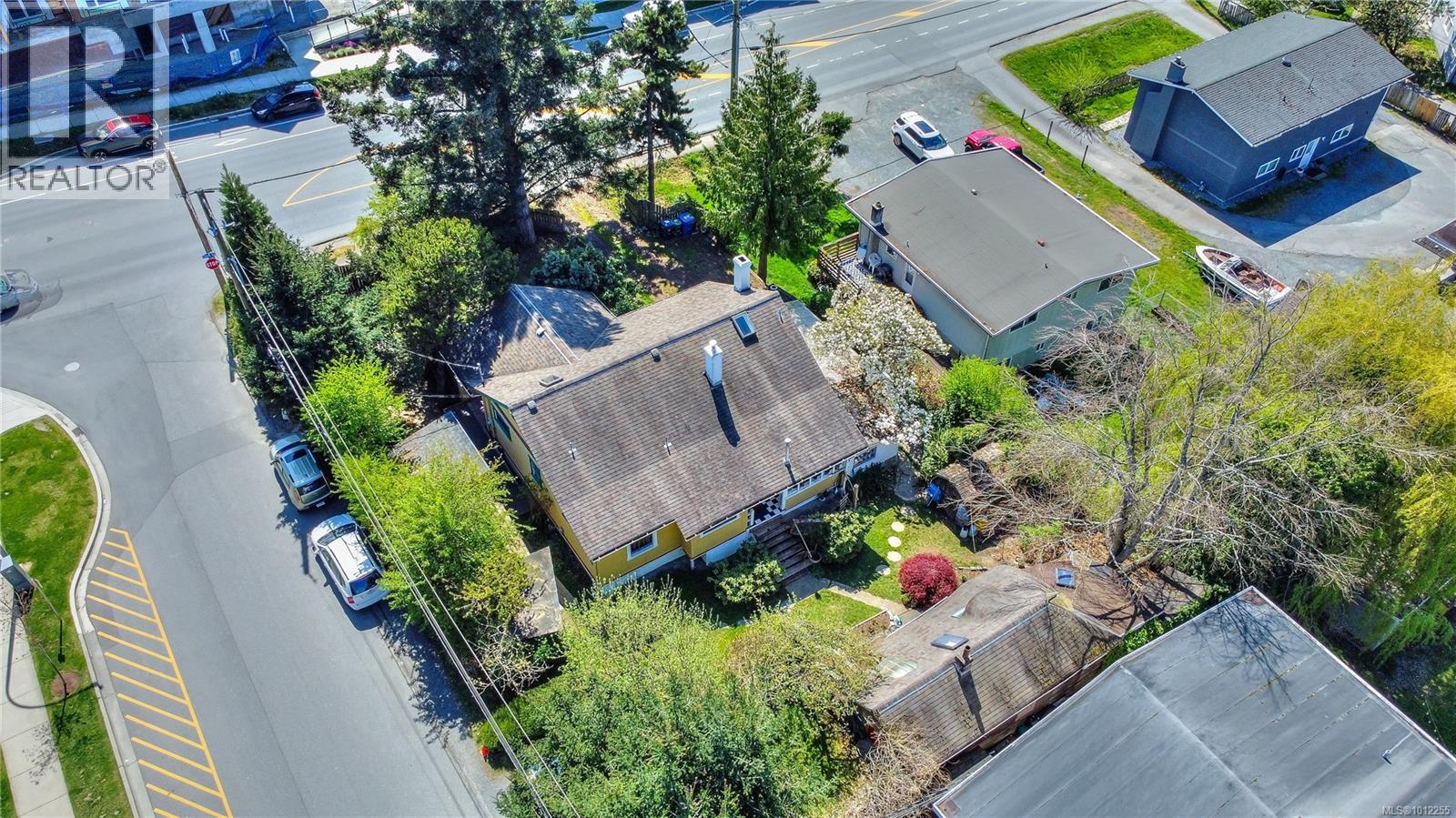 Photo 72 of 660 Third St, Nanaimo BC