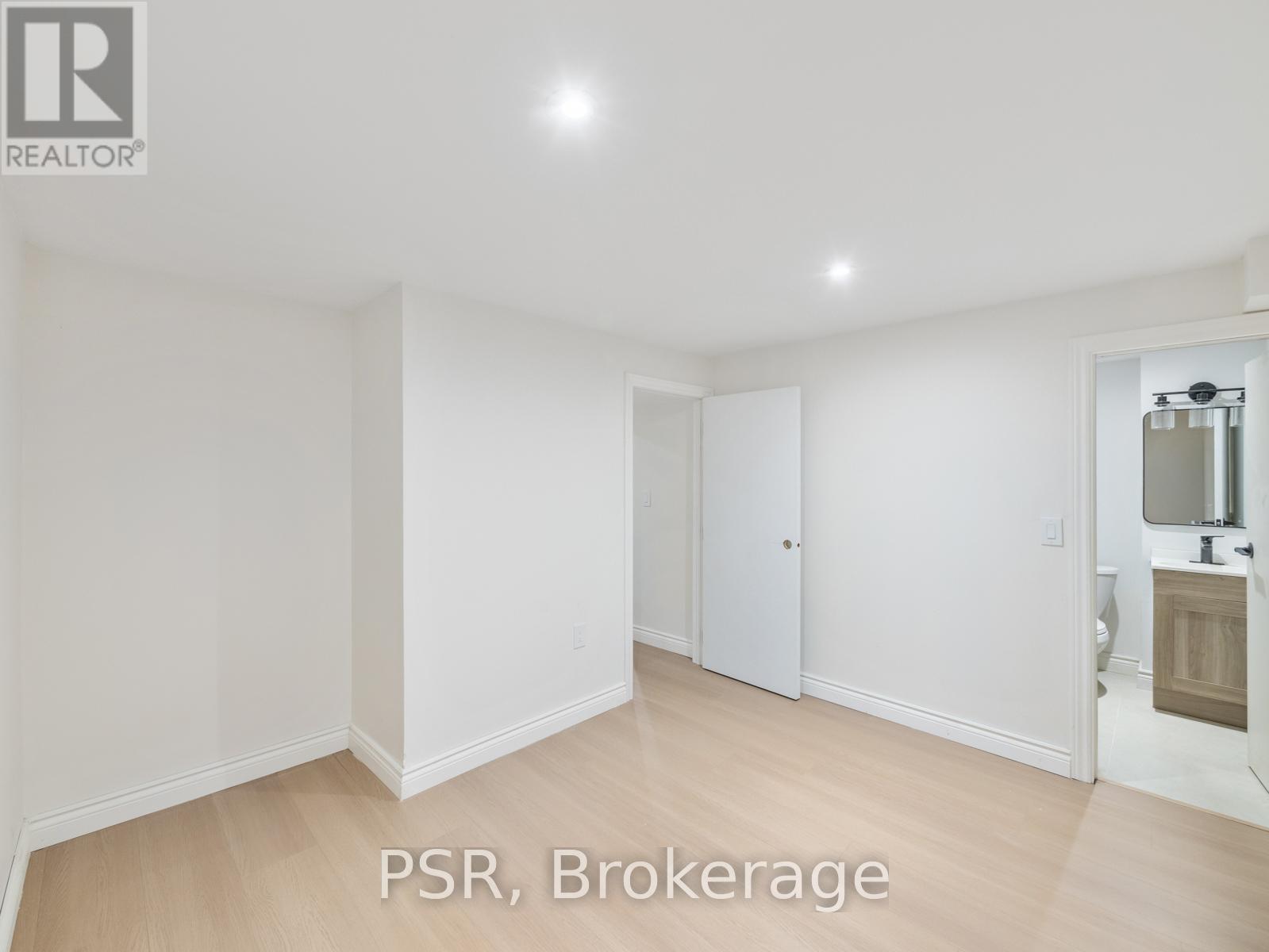 Photo 35 of 59 3510 South Millway, Mississauga ON