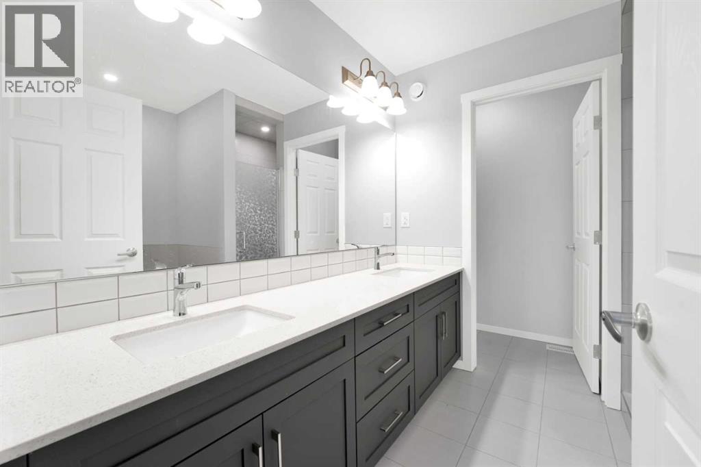 Photo 32 of 14 Yorkstone Manor Sw, Calgary AB