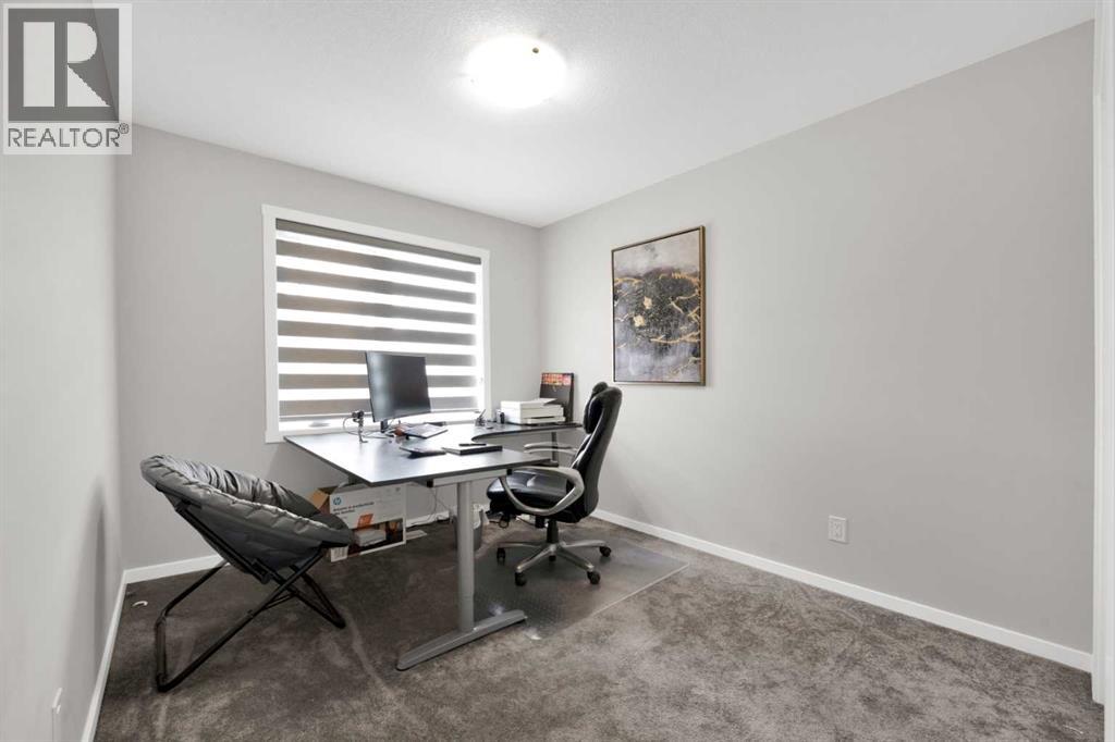 Photo 29 of 14 Yorkstone Manor Sw, Calgary AB