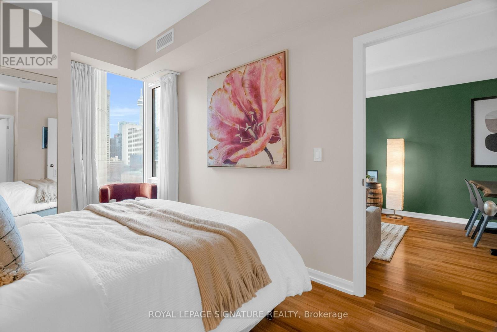Photo 36 of 1208 111 Elizabeth Street, Toronto ON