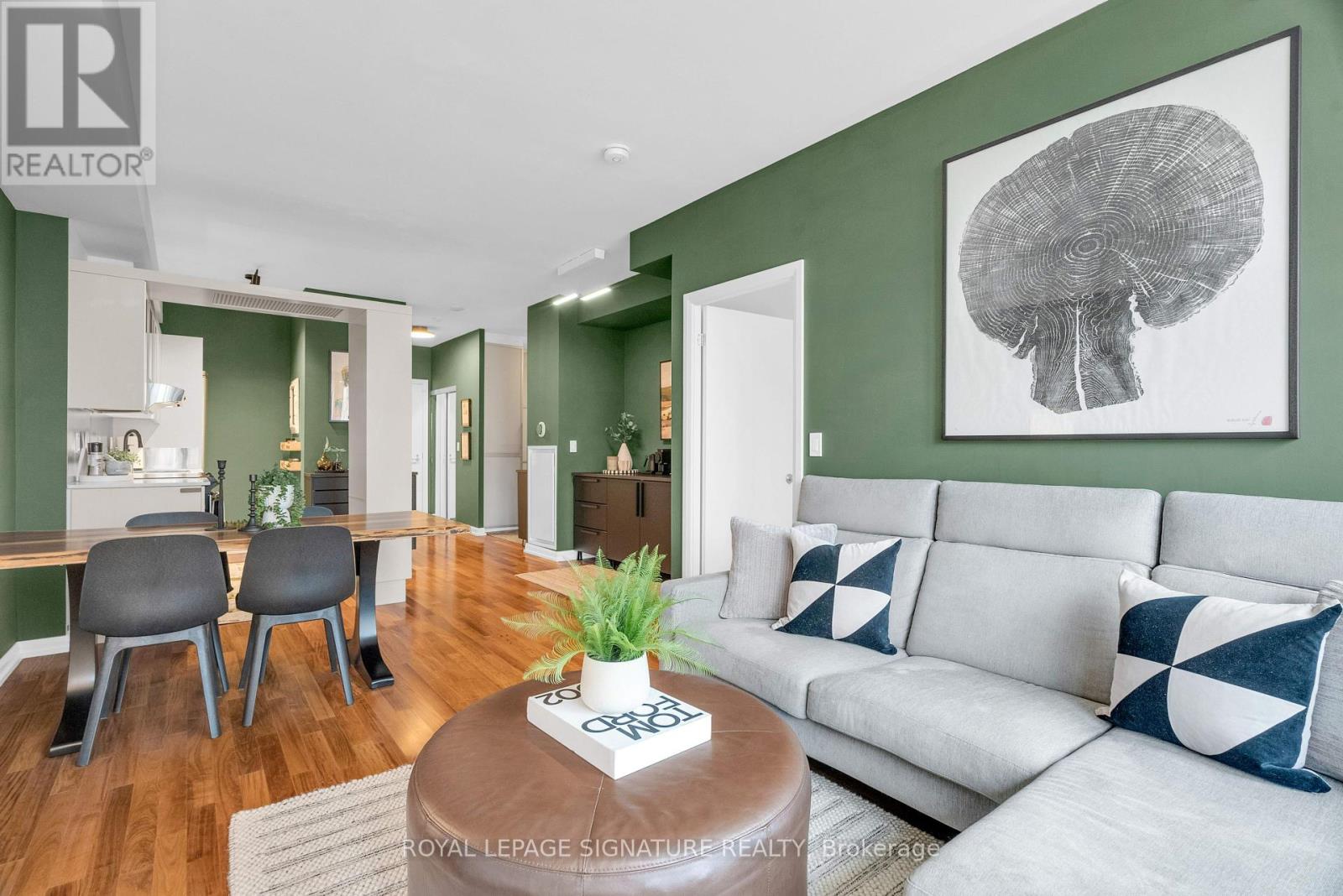 Photo 13 of 1208 111 Elizabeth Street, Toronto ON