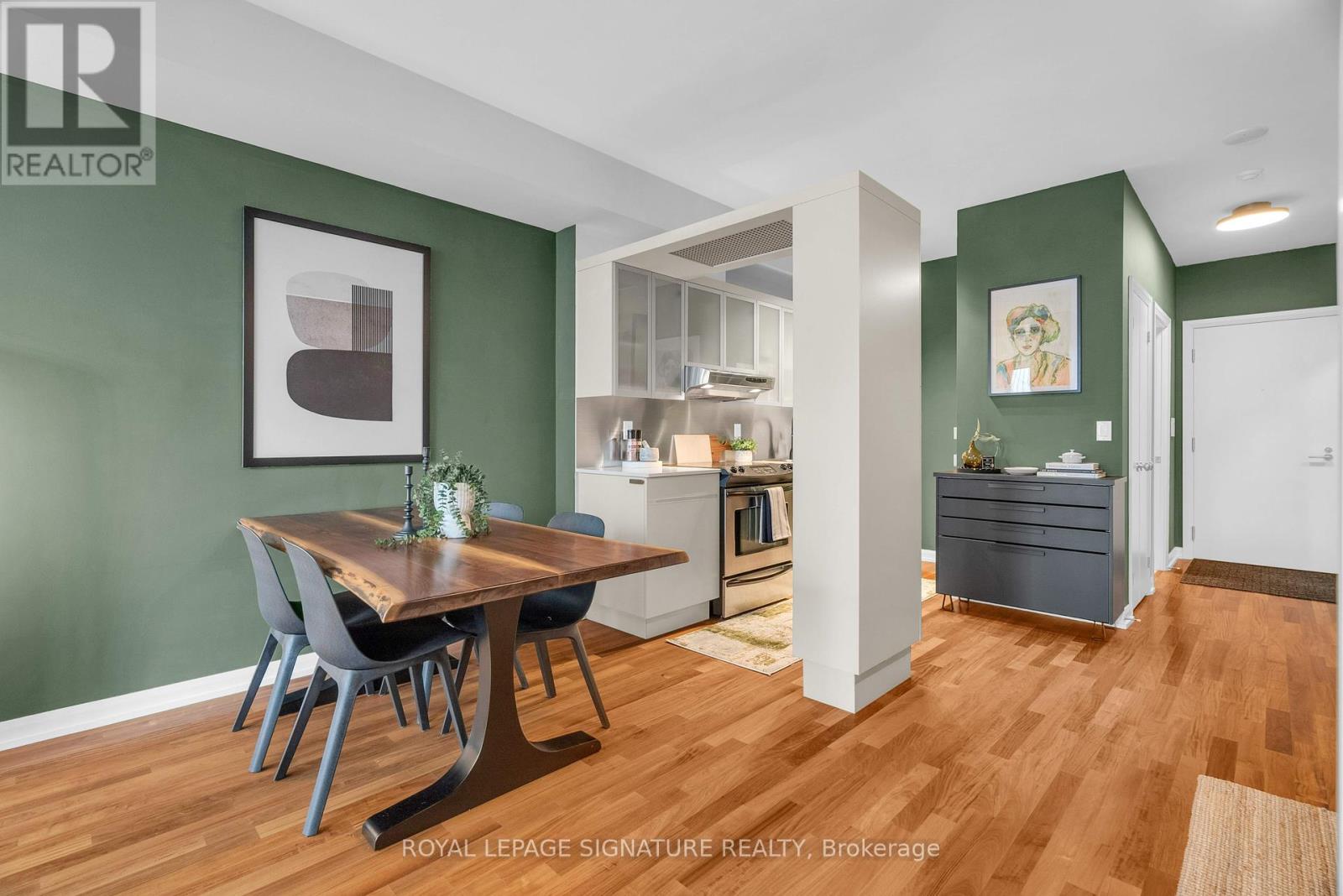 Photo 14 of 1208 111 Elizabeth Street, Toronto ON