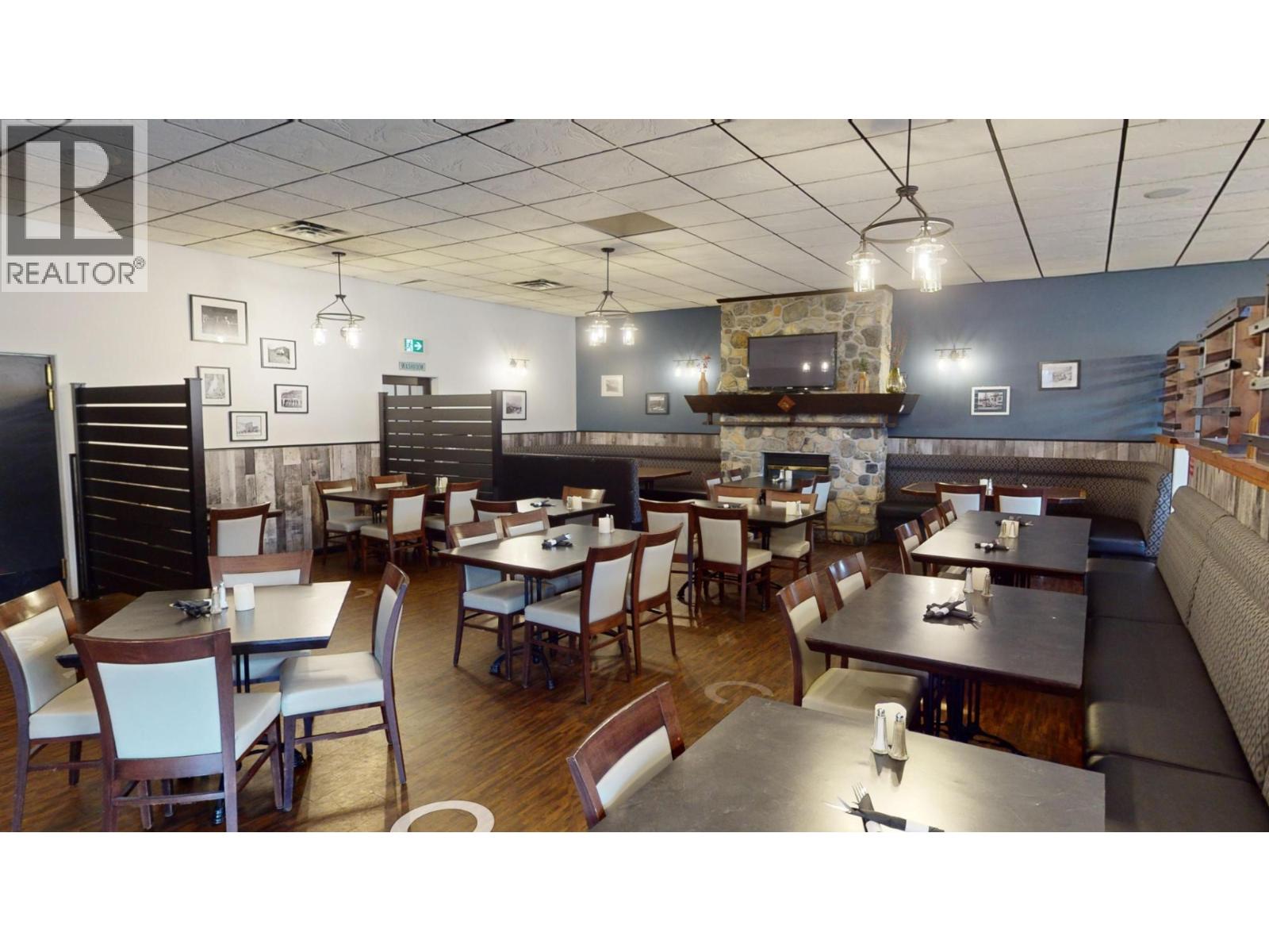  906 11TH Avenue, Golden