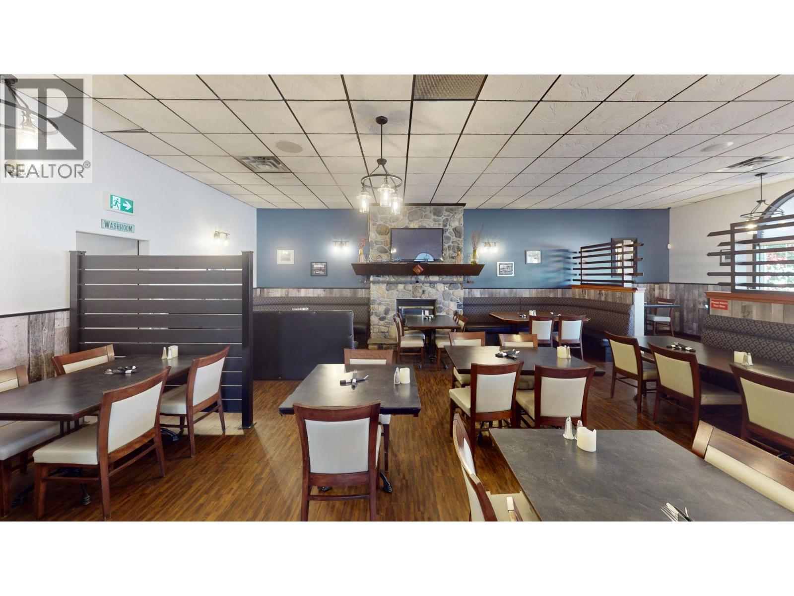  906 11TH Avenue, Golden